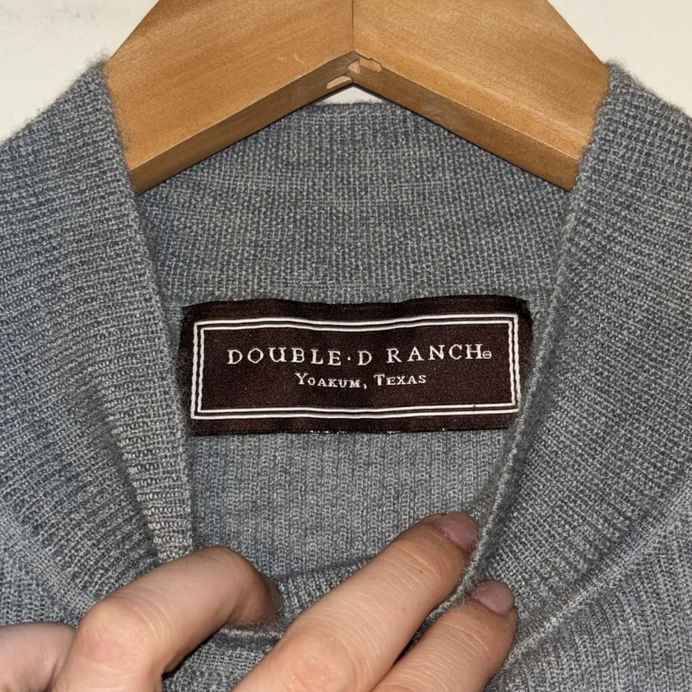 ☕️ {PRICE FIRM} DDR Cashmere Core Turtleneck ~ Heather Grey - Picture 6 of 10